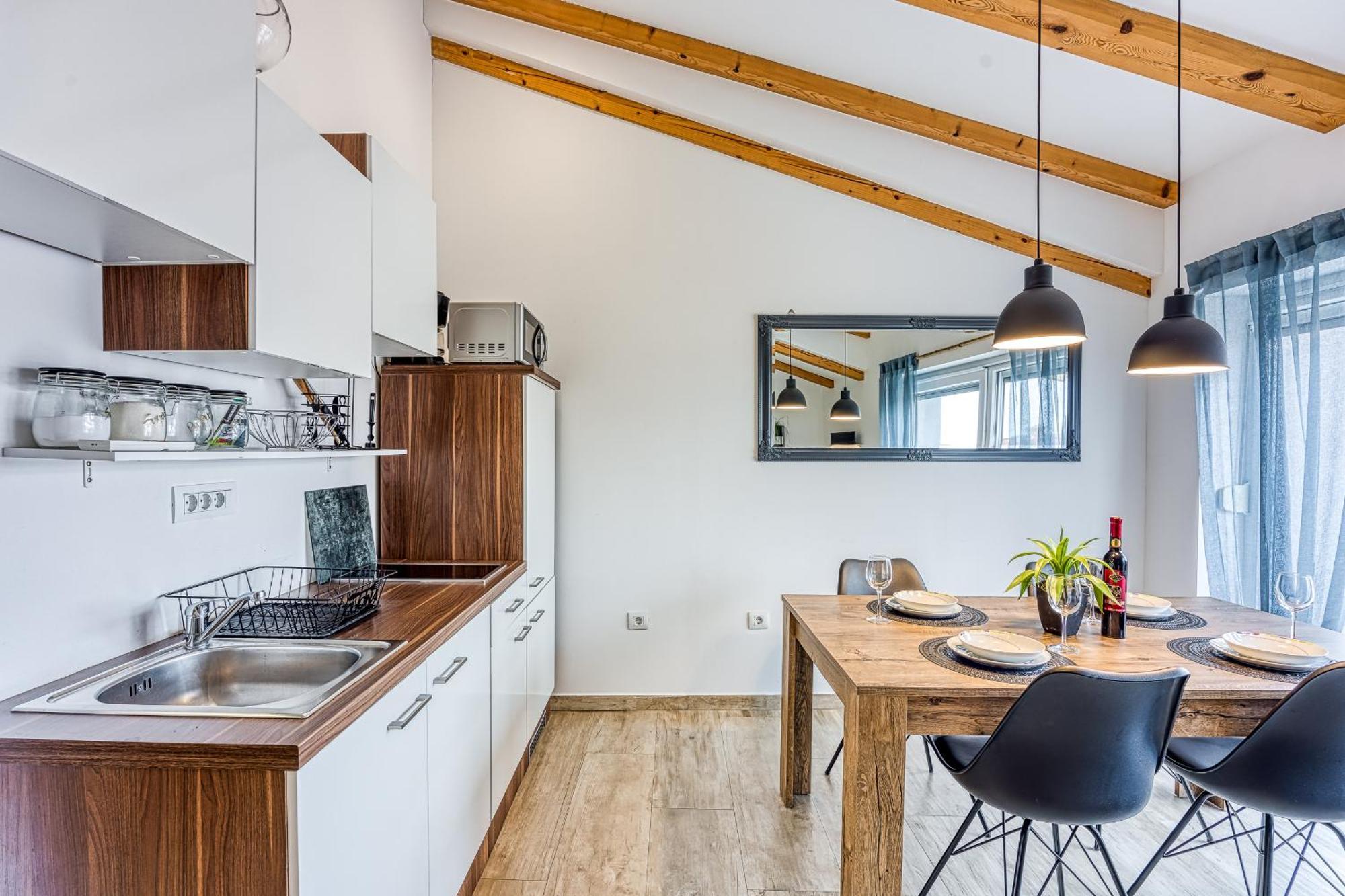 Apartments Mirjana Medulin Exterior photo